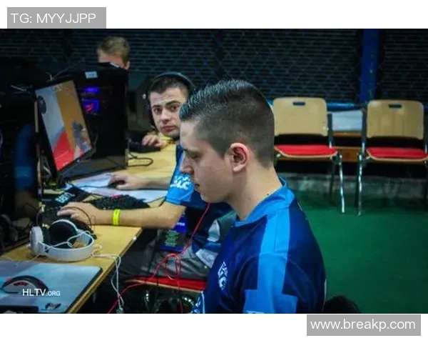 CSGO战术排名揭晓WE战队荣登第七位展现强大实力 CSGO战术排名揭晓WE战队荣登第七位展现强大实力