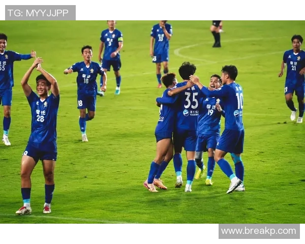 西安足球队的拼搏之路与城市联赛的荣耀追寻