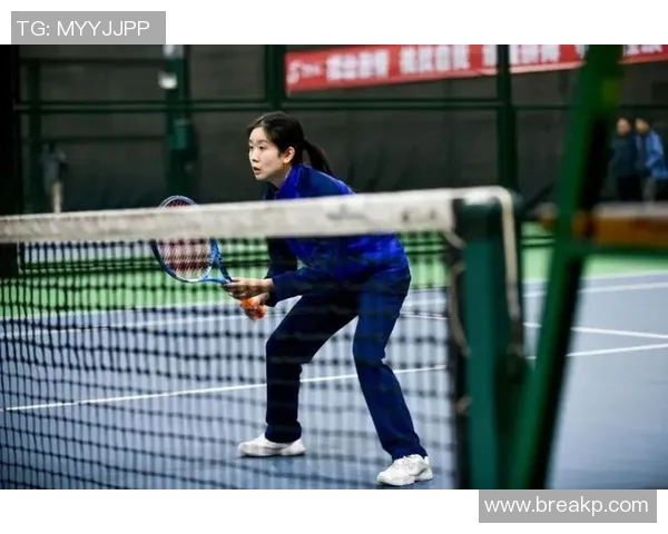 成都网球队区域防守分析:优劣势及改进建议探讨 成都网球队区域防守分析:优劣势及改进建议探讨