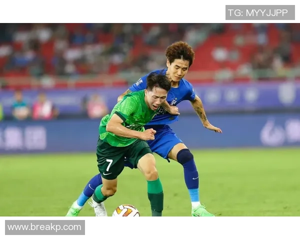 北京羽毛球队联赛表现分析：默契配合助力胜利之路