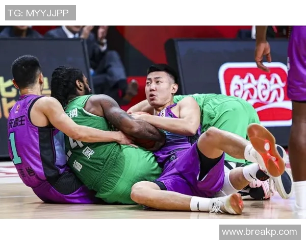 王芳专访：探寻排球背后的成功秘诀与奋斗历程