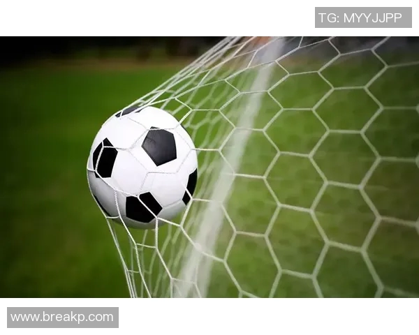 追寻足球明星的脚步选购同款足球鞋助你成就梦想球场表现 追寻足球明星的脚步选购同款足球鞋助你成就梦想球场表现